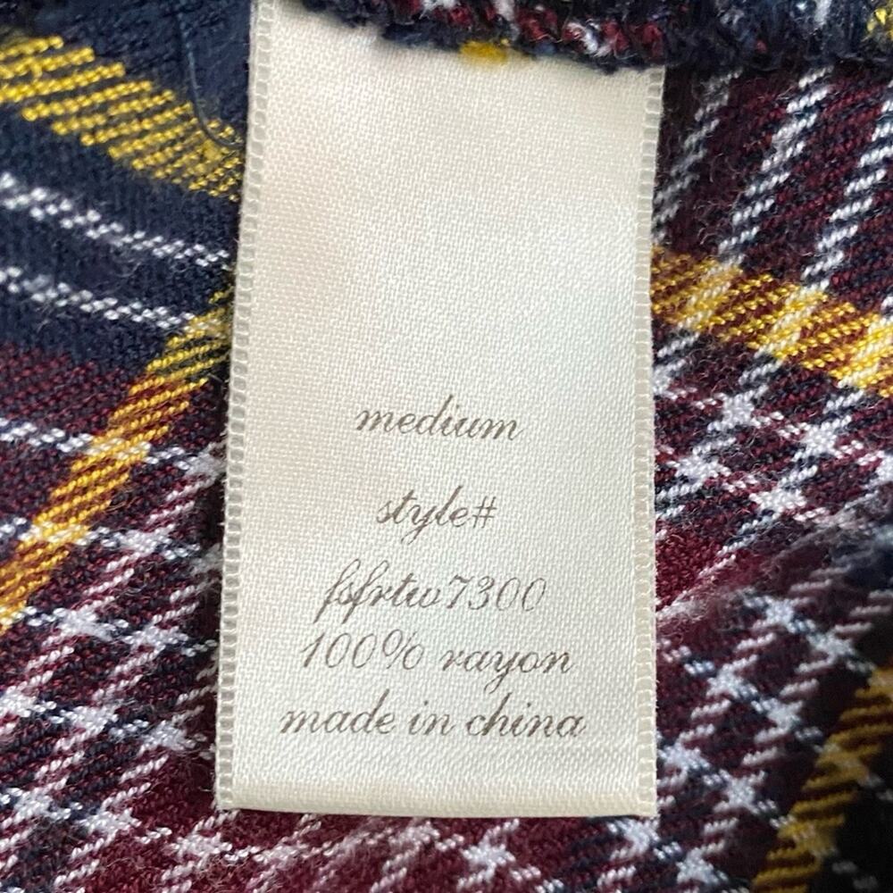 Francesca’s Spring In Tow Flannel Button Down - Picture 6 of 10